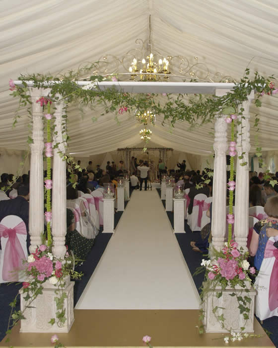 Hindu wedding mandap at Parklands Essex showing the arch and the walkway